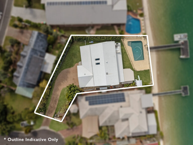 4 Linden Court, Palm Beach QLD 4221