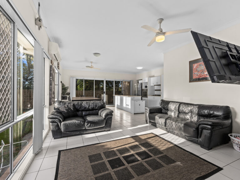 House-Redbank Plains-QLD-R2-5117242