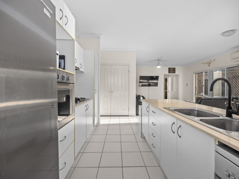 House-Redbank Plains-QLD-R2-5117242