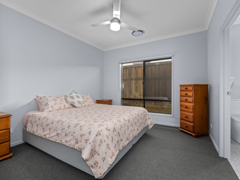27 Hope Street, Ripley, QLD 4306