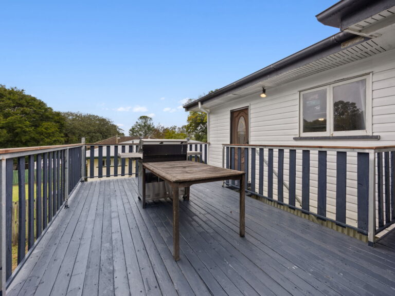 31 Chalk Street, Leichhardt, QLD 4305