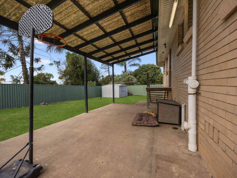 6 Ashworth Street, Gailes, QLD 4300