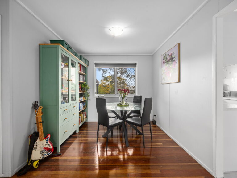 6 Ashworth Street, Gailes, QLD 4300