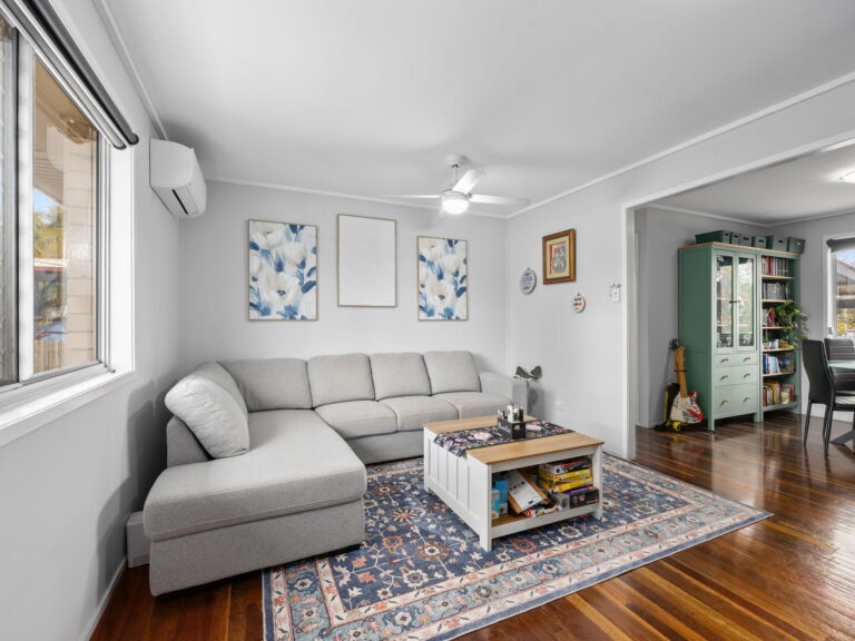 6 Ashworth Street, Gailes, QLD 4300
