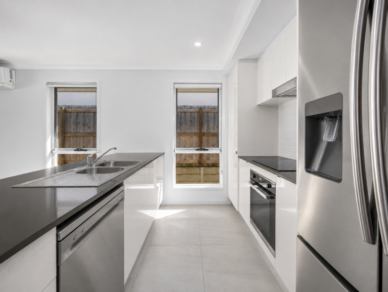 18 Parvula Place, Logan Reserve, QLD 4133