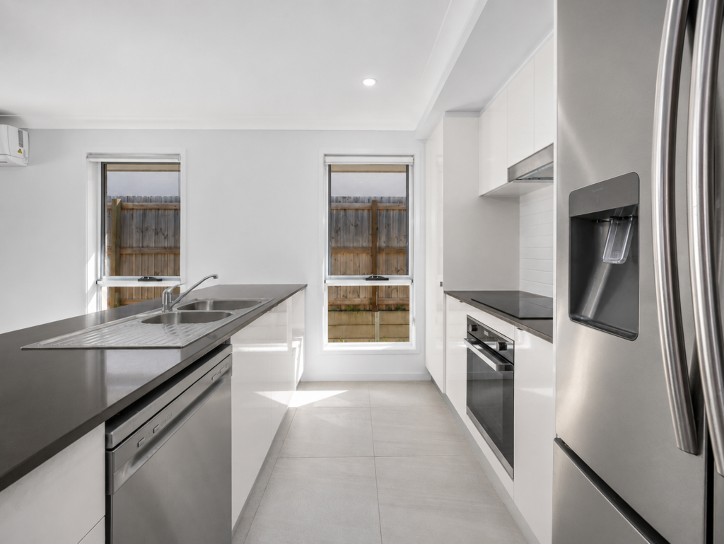 18 Parvula Place, Logan Reserve, QLD 4133