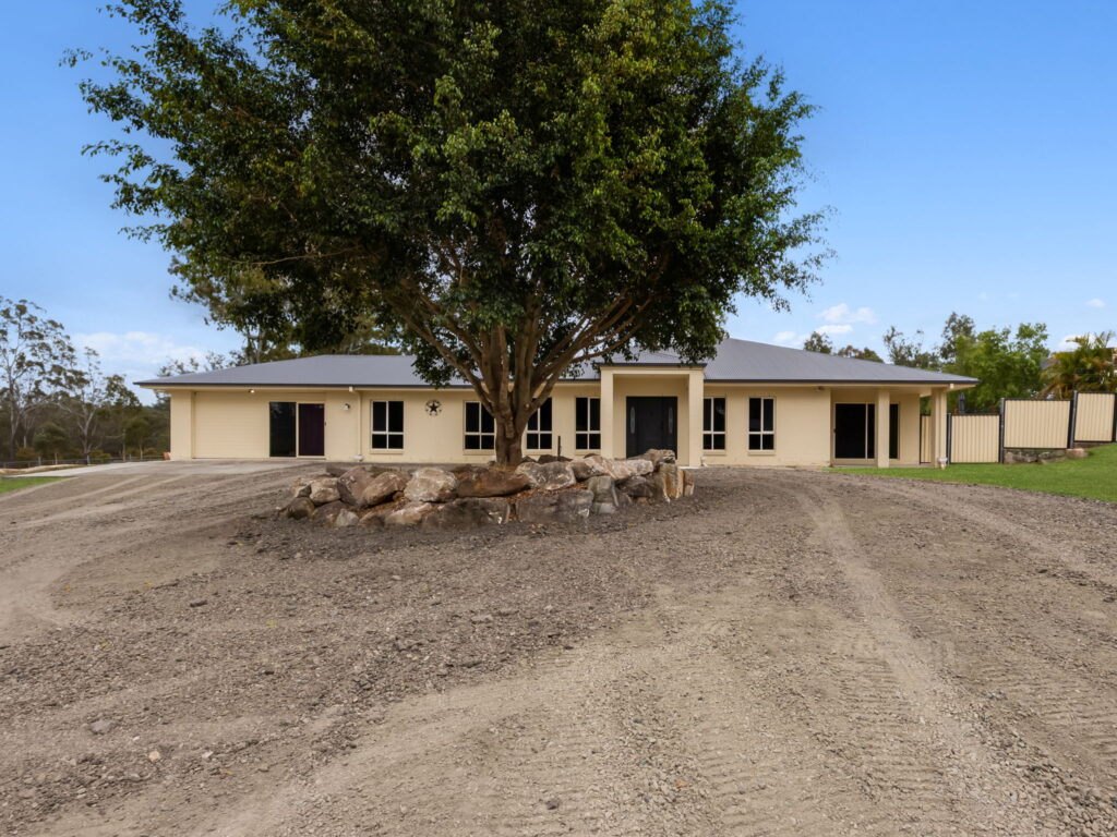 37 Glencoe Place, Thagoona, QLD 4306
