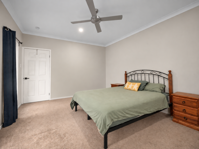 37 Glencoe Place, Thagoona, QLD 4306