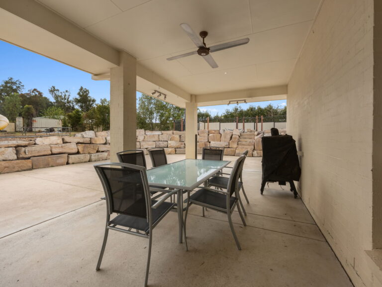 37 Glencoe Place, Thagoona, QLD 4306