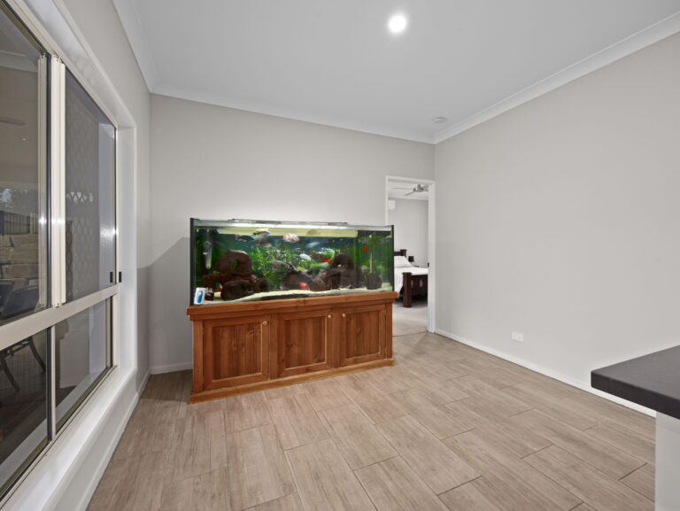 37 Glencoe Place, Thagoona, QLD 4306