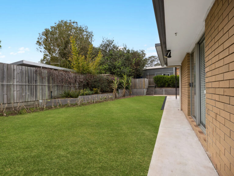 17 Katandra Crescent, Bellbird Park, QLD 4300