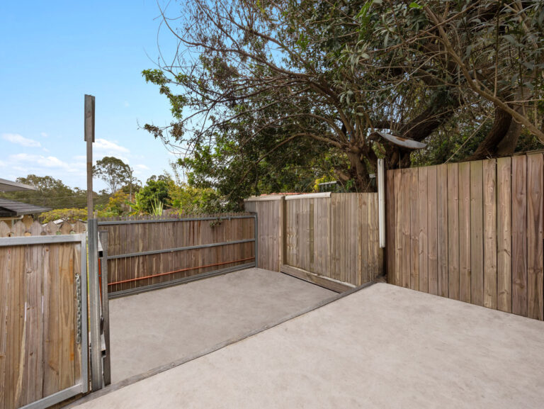 17 Katandra Crescent, Bellbird Park, QLD 4300