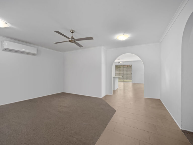 17 Katandra Crescent, Bellbird Park, QLD 4300