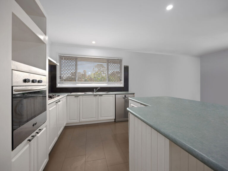 17 Katandra Crescent, Bellbird Park, QLD 4300