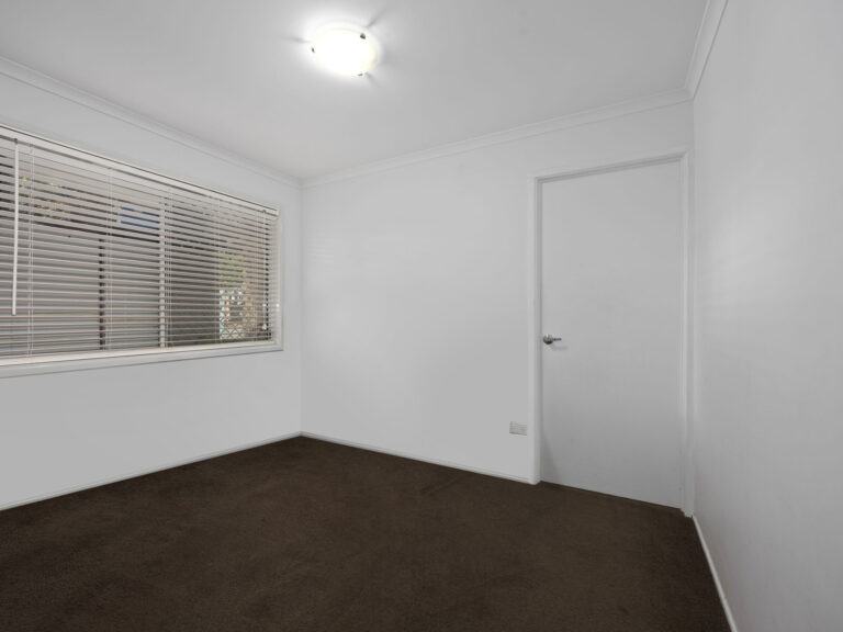 17 Katandra Crescent, Bellbird Park, QLD 4300