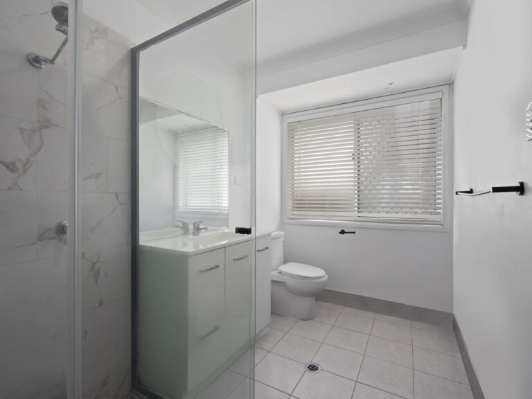 17 Katandra Crescent, Bellbird Park, QLD 4300