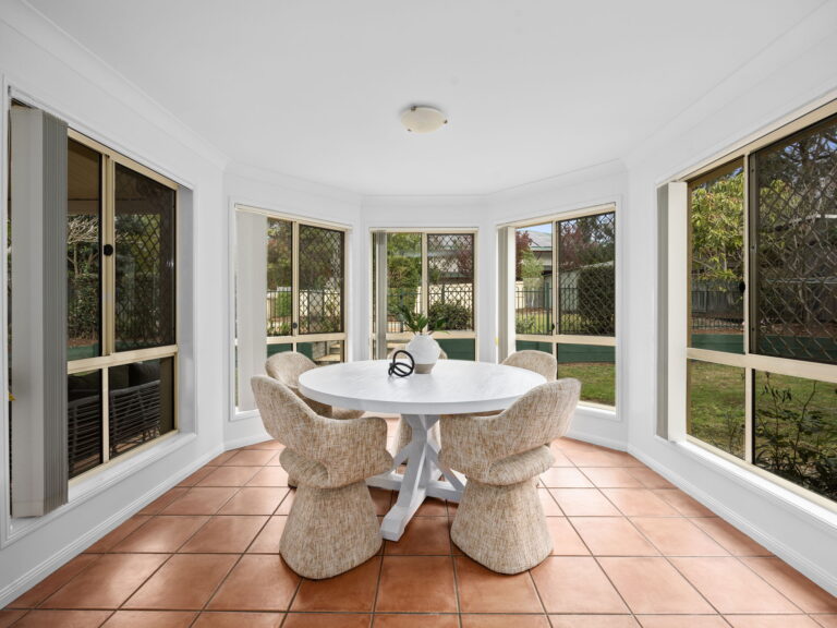 House-Forest Lake-QLD-R2-5124360