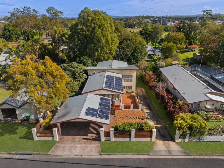 5 Menzies Lane, Eastern Heights QLD 4305