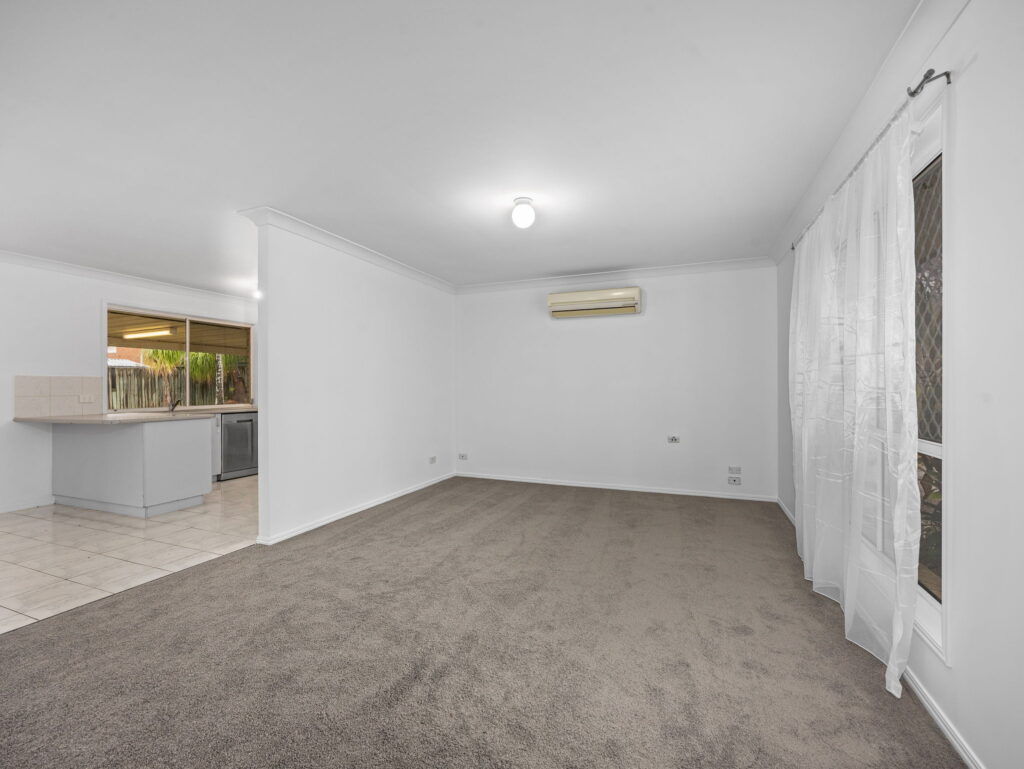 6 Falvey Crescent, Goodna, QLD 4300