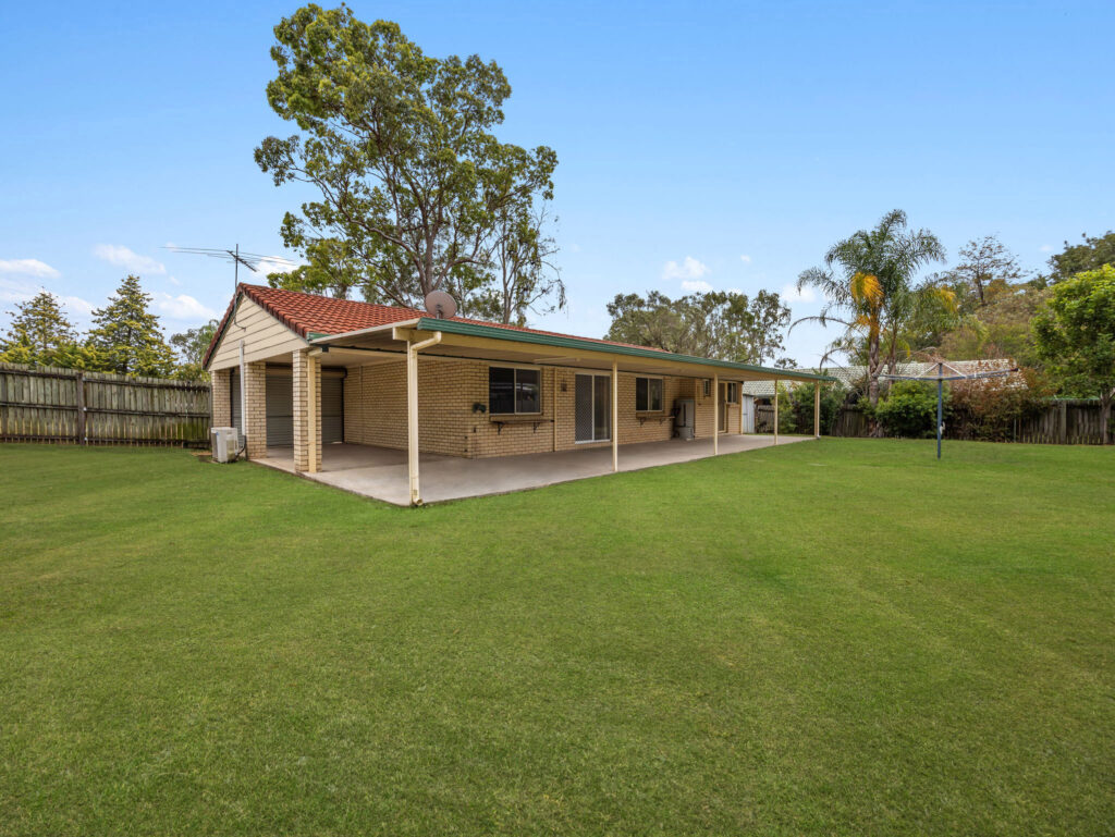6 Falvey Crescent, Goodna, QLD 4300