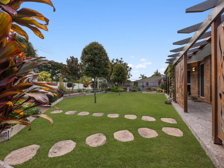 House-Camira-QLD-R2-5132007