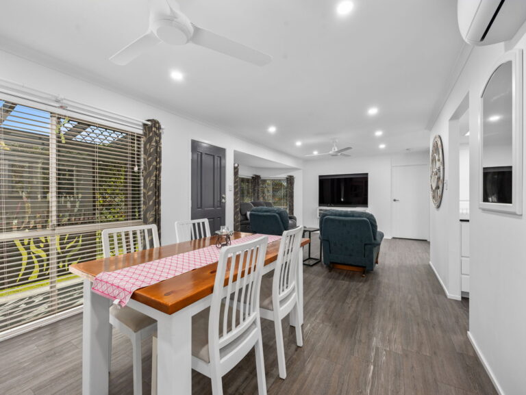 House-Camira-QLD-R2-5132007