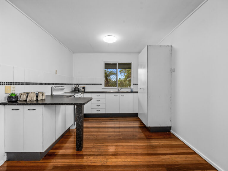 250 Mount Crosby Road, Chuwar QLD 4306