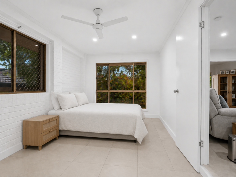 1 Whitlam Drive, Collingwood Park QLD 4301
