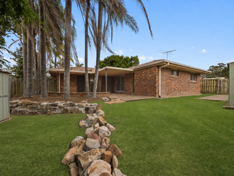 1 Whitlam Drive, Collingwood Park QLD 4301