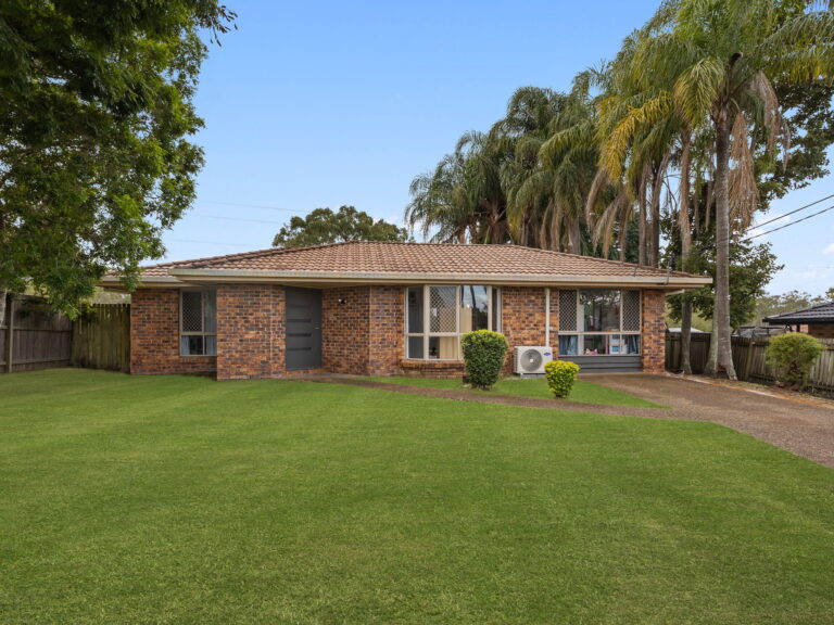 1 Whitlam Drive, Collingwood Park QLD 4301