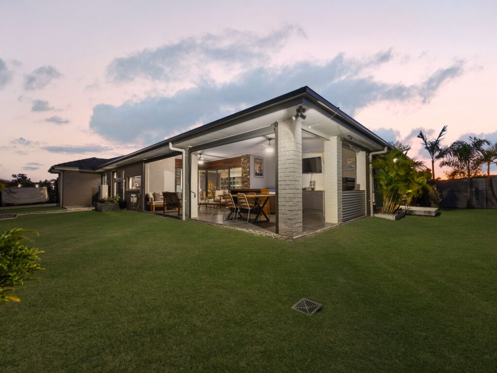 39 Parkland Drive, Walloon, QLD 4306