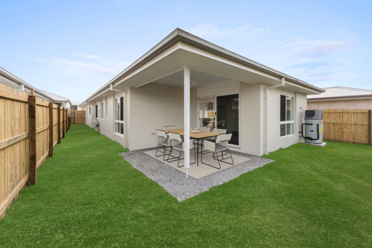 39 Polar Road, Flagstone, QLD 4280