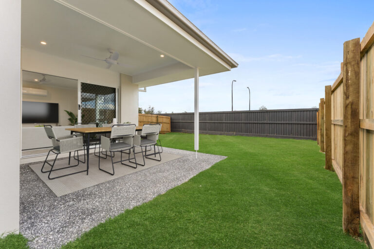 39 Polar Road, Flagstone, QLD 4280