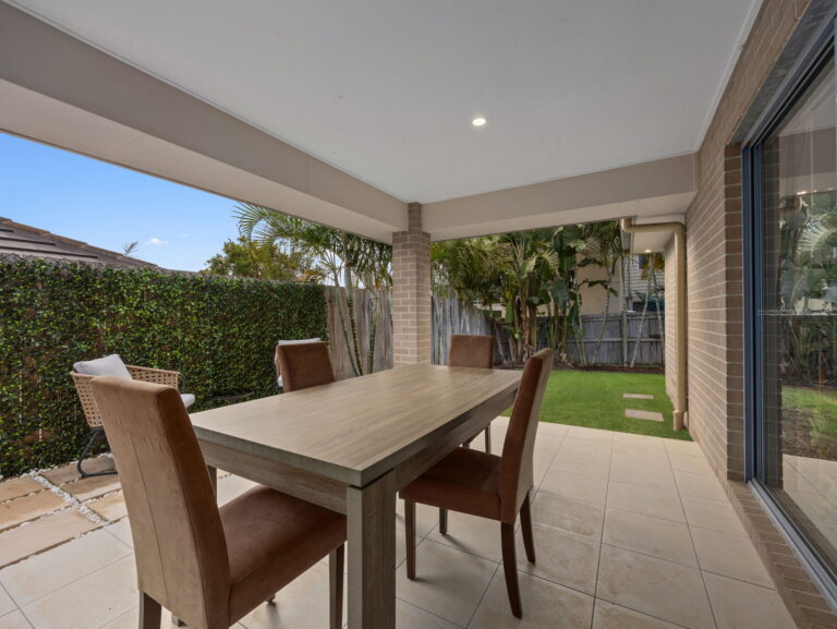 14 Grampian Street, Springfield Lakes, QLD 4300