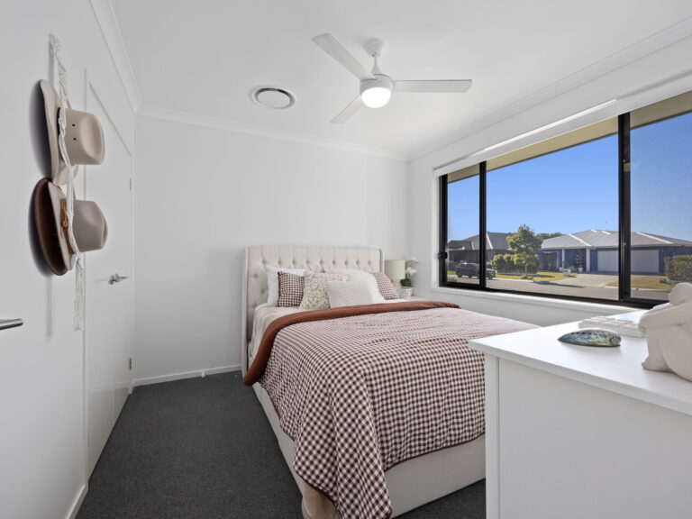 27 Reaside Road, Walloon, QLD 4306