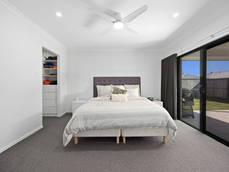 27 Reaside Road, Walloon, QLD 4306