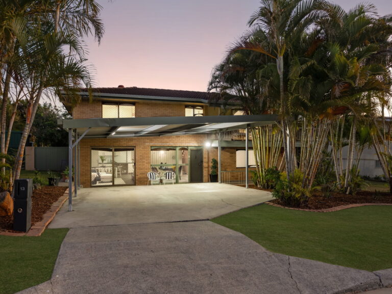 13 Olive Street, Raceview, QLD 4305