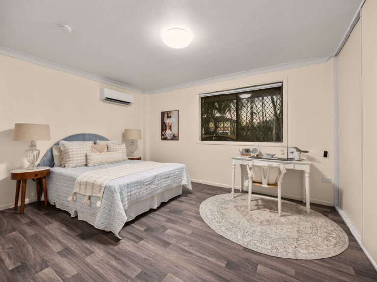 13 Olive Street, Raceview, QLD 4305
