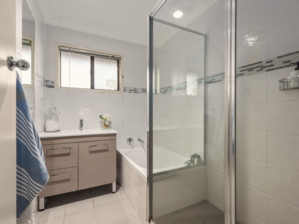13 Olive Street, Raceview, QLD 4305