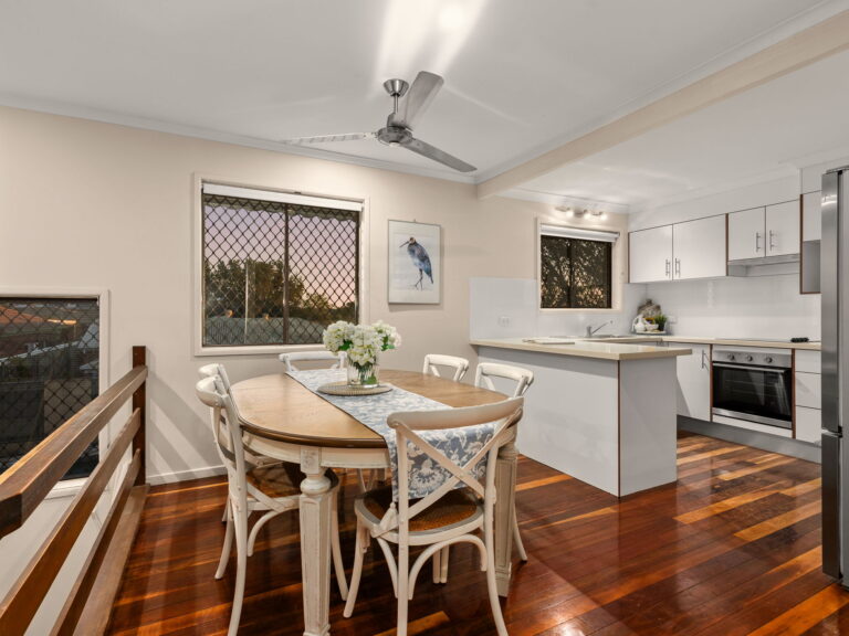13 Olive Street, Raceview, QLD 4305
