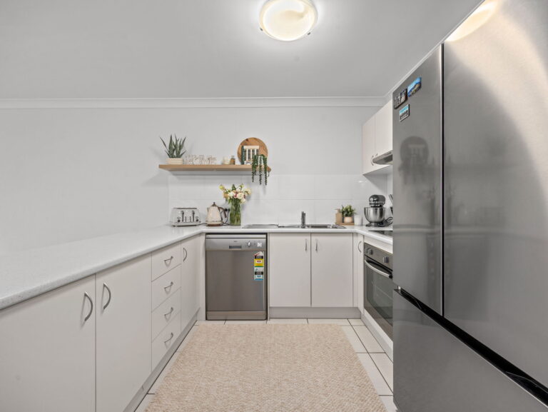 2/109 Sarah Drive, Yamanto QLD 4305