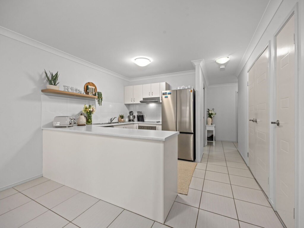 2/109 Sarah Drive, Yamanto QLD 4305