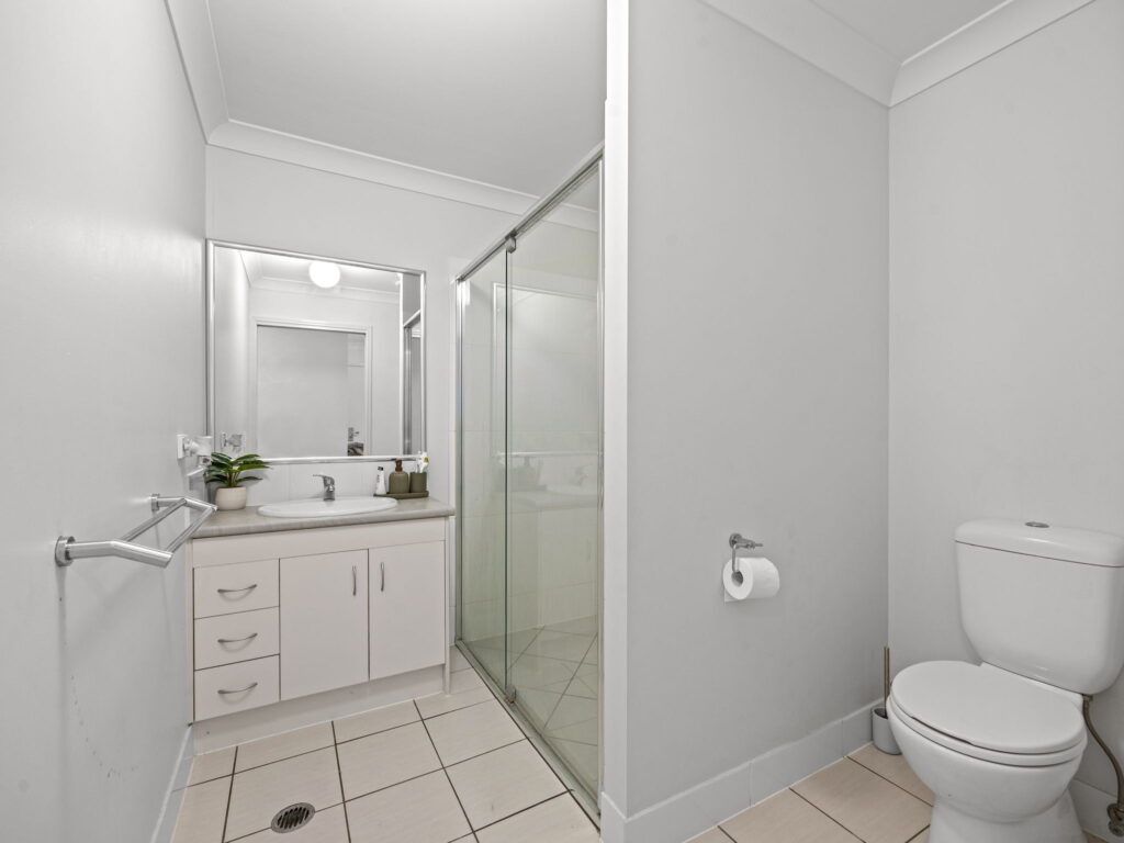 2/109 Sarah Drive, Yamanto QLD 4305