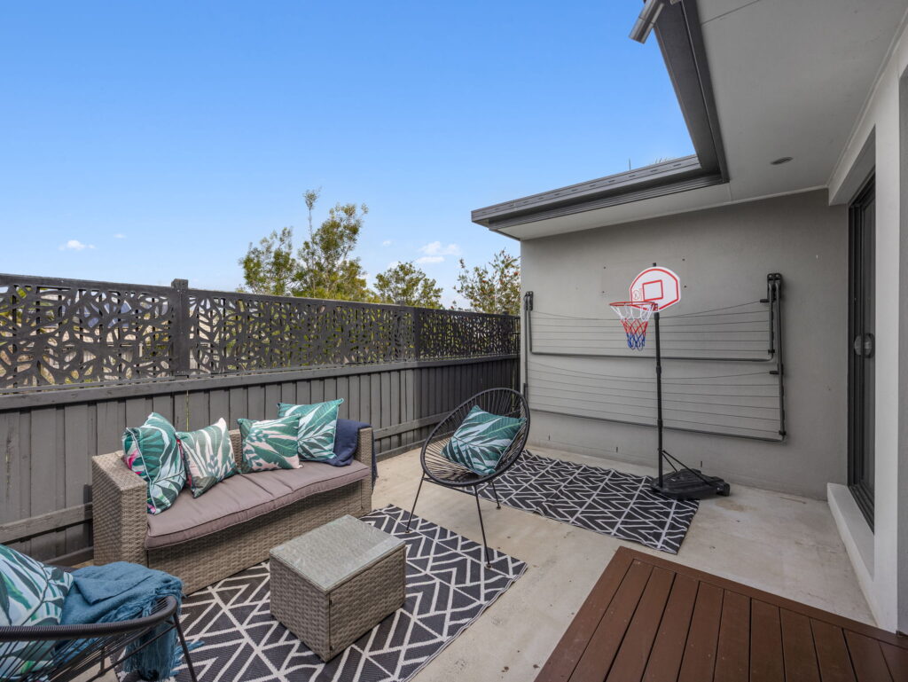 4 Dandenong Avenue, Redbank Plains, QLD 4301