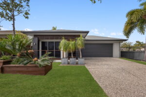 4 Dandenong Avenue, Redbank Plains, QLD 4301