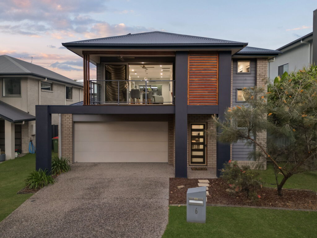 6 Logging Crescent, Spring Mountain, QLD 4300