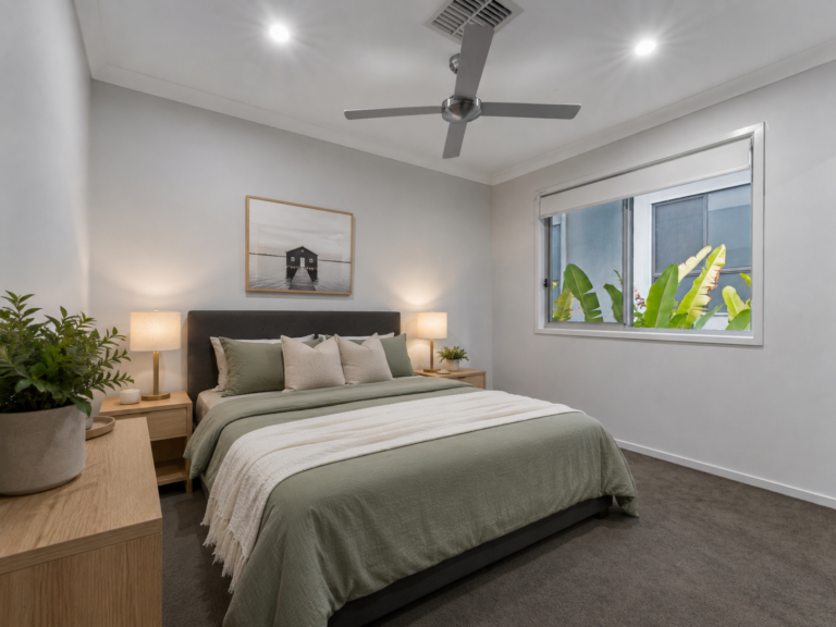 6 Logging Crescent, Spring Mountain, QLD 4300