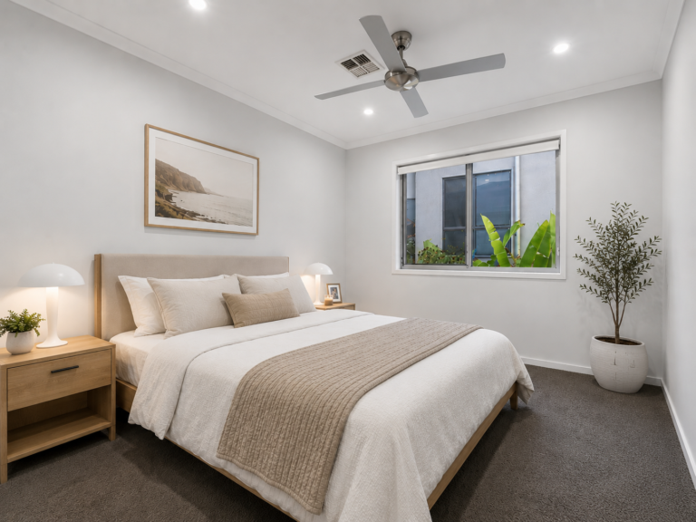 6 Logging Crescent, Spring Mountain, QLD 4300