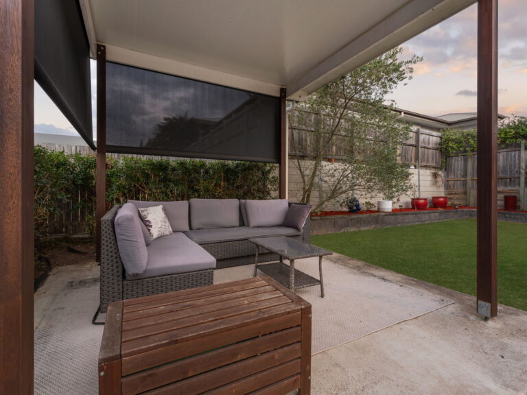 6 Logging Crescent, Spring Mountain, QLD 4300