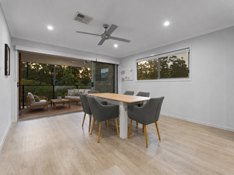6 Logging Crescent, Spring Mountain, QLD 4300